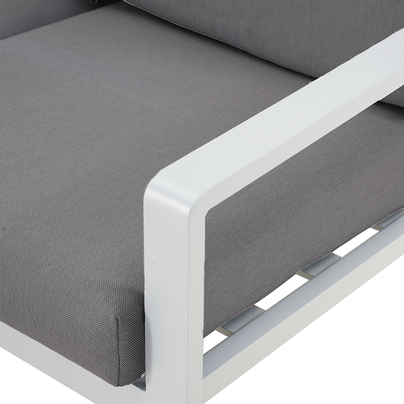 Salon de jardin DINA 5 places aluminium blanc et coussins gris clair