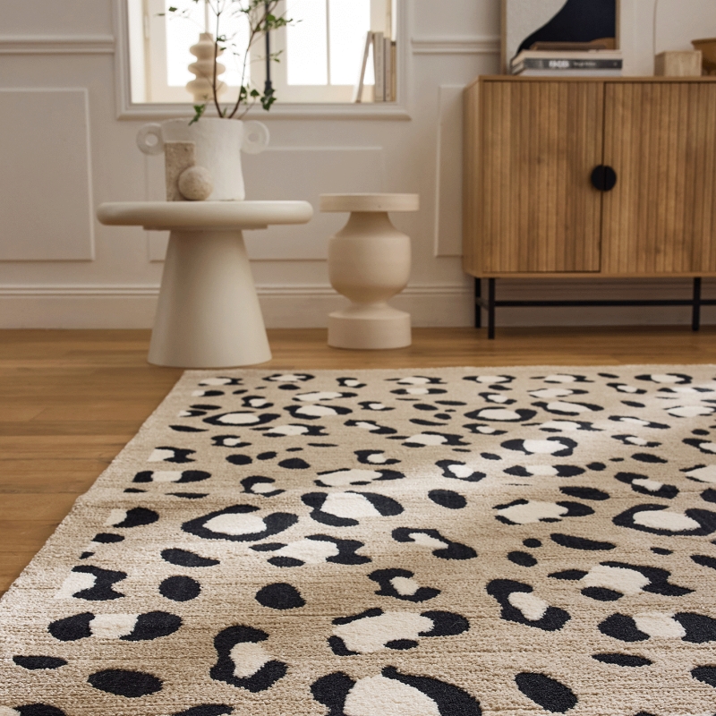 Tapis SAVA beige effet léopard 120x160 cm