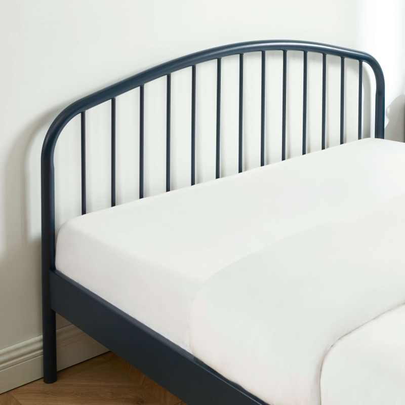 Lit PANTONE 140x190 métal bleu nuit sommier inclus