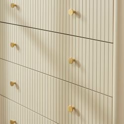 Commode CLEO laqué beige 5 tiroirs 90cm