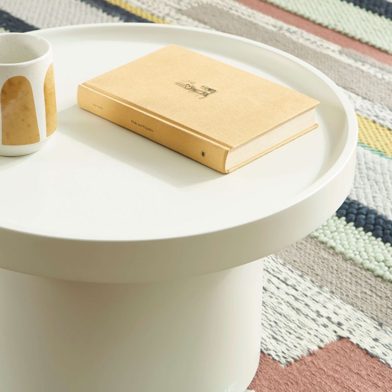 Table d'appoint PANTONE finition laquée mate beige sable 50cm