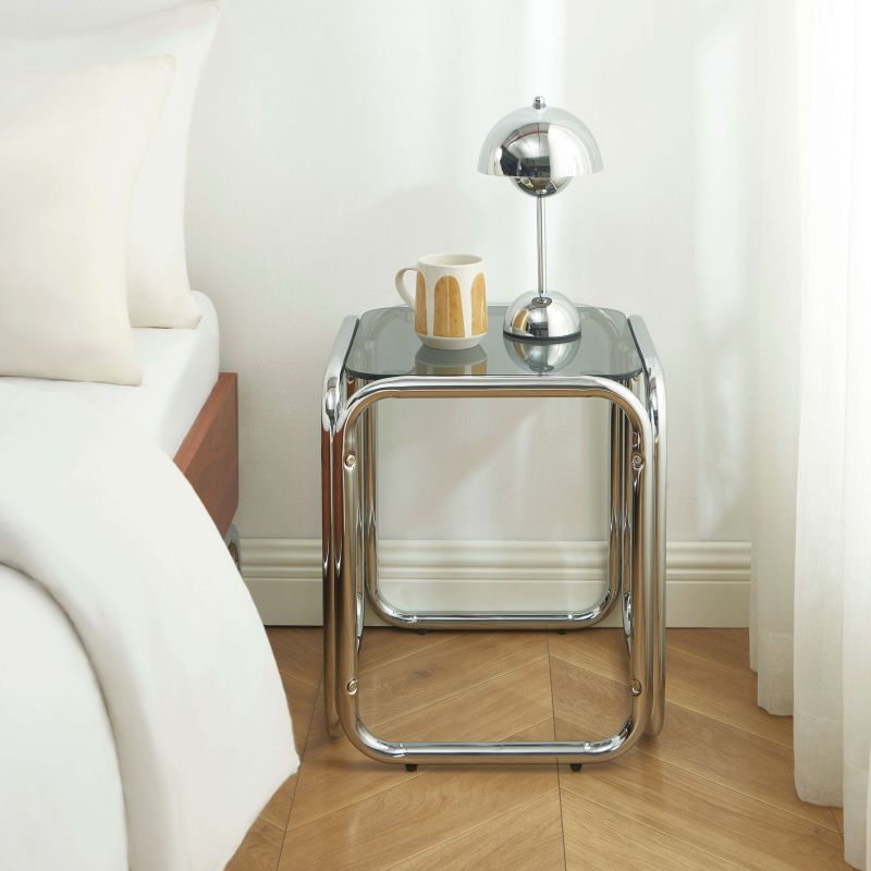 Table d'appoint MAGGY verre trempé noir structure en chrome