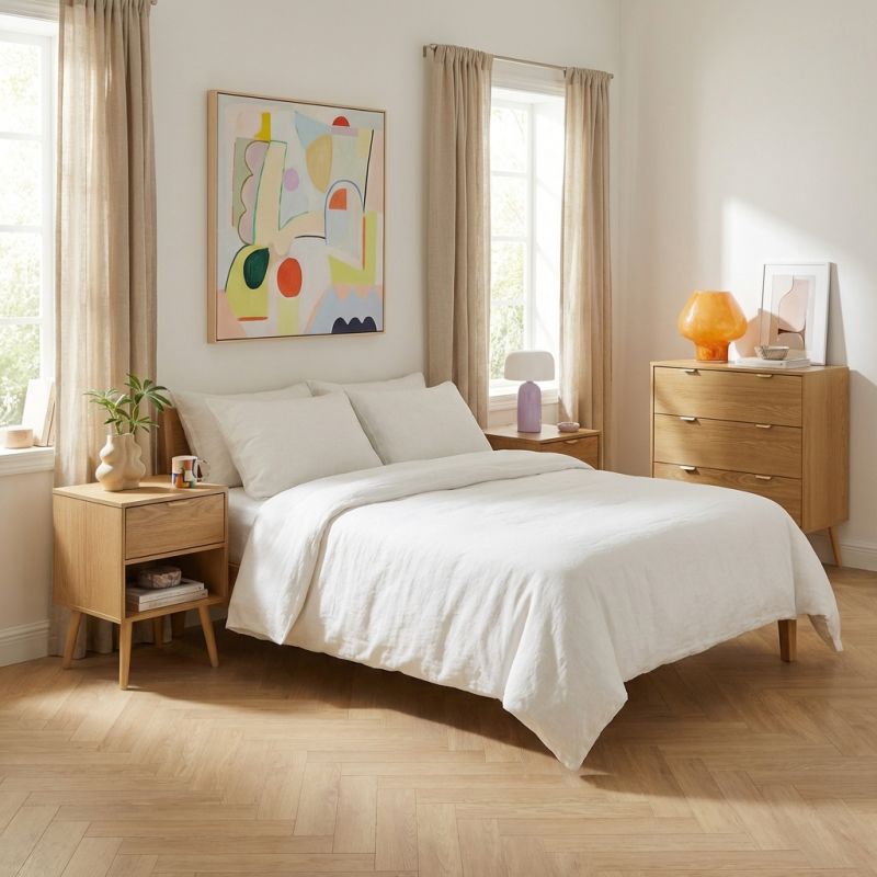 Ensemble commode et 2 tables de chevet JEANNE effet chêne