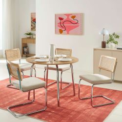 Ensemble repas table à manger ronde VASSI effet chêne et lot de 4 chaises ELLA tissu écru