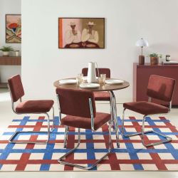Ensemble repas table à manger ronde VASSI effet noyer et lot de 4 chaises JACK tissu bordeaux