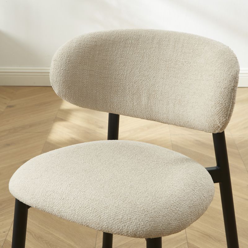 Lot de 4 chaises CIARA bouclette beige et pieds métal noir