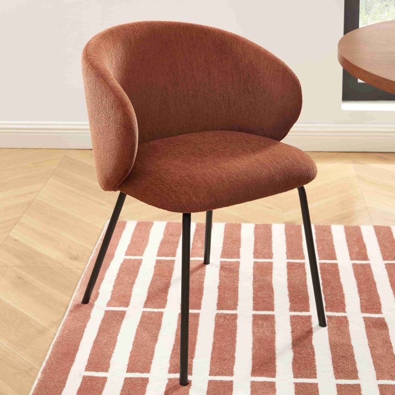 Lot de 4 chaises CASSIE tissu chenille terracotta et pieds métal noir