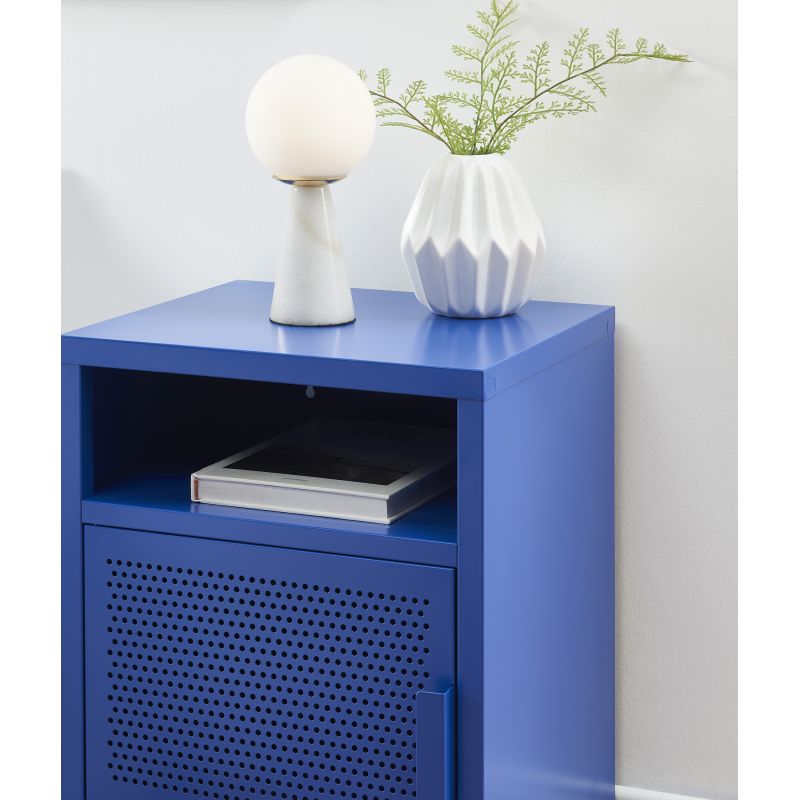 Table de chevet PANTONE métal bleu électrique