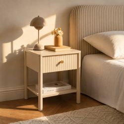 Table de chevet CLEO laqué beige