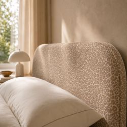 Lit coffre PILKA 160x200 tissu jacquard léopard beige sommier inclus