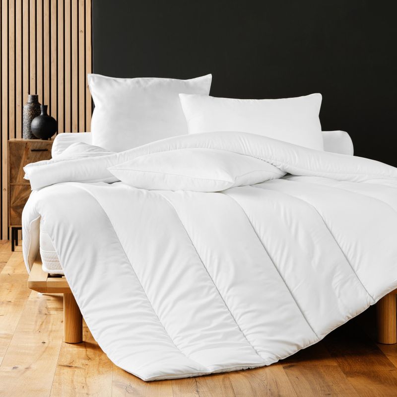 Couette CONFORT 220x240 cm blanche 2 personnes