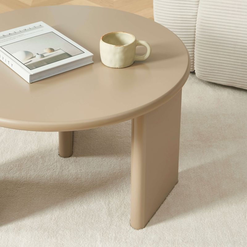 Table basse ronde KARIA effet laqué caramel